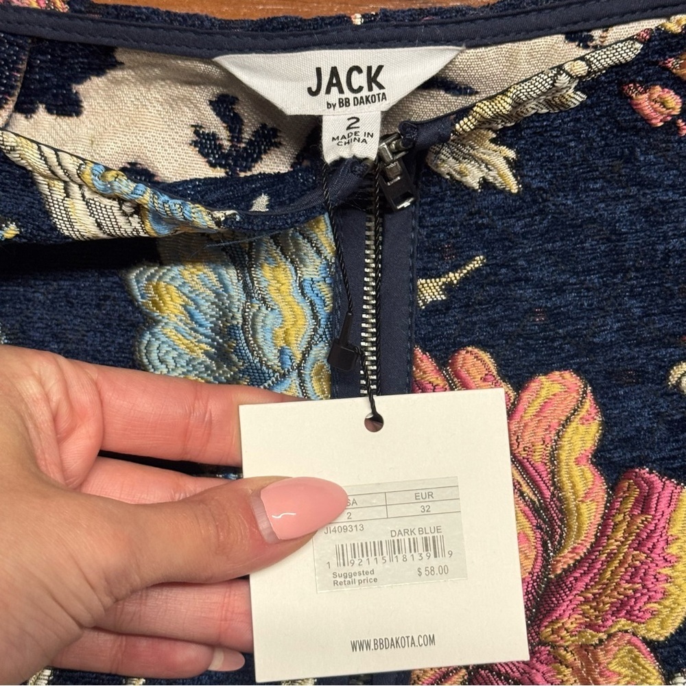 Bb Dakota Tapestry Floral Mini Skirt Size 2 - Picture 2 of 2